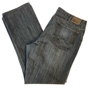 Wrangler‎ Jeans Co. Relaxed Strait Size 38x32 Men's Denim Jeans Medium Wash